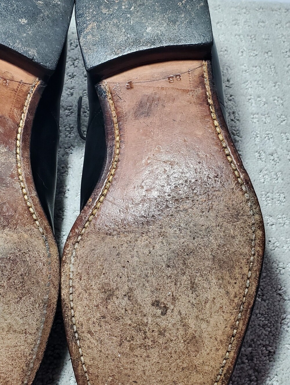 Church's Consul 2.0 black leather cap-toe oxford shoes, featuring a five-eyelet - Picture 4 of 15